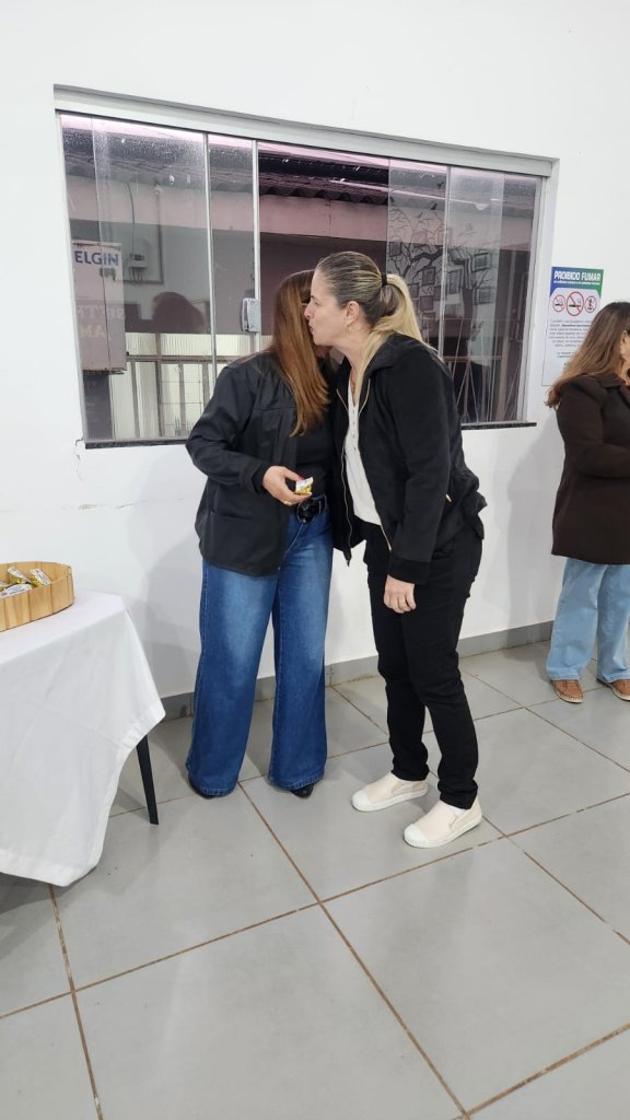 FORMAÇÃO CONTINUADA DE PROFESSORES
